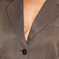 687b8e070d2688ac4b453b03cc99a5786a672f06_CNL9186_4_petite_dark_khaki_tailored_cropped_blazer