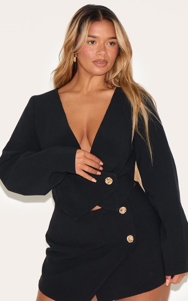 68ebbfc65dfd10e760b3b1f4b2eb0c405ba7ec9e_CNM8301_4_shape_black_linen_look_asymmetrical_hammered_button_blazer