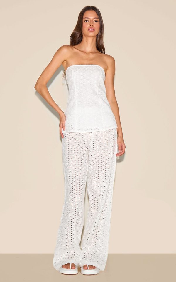 697f24283552eb648dd0a5912790f45b66e739ff_CNM3199_3_white_embroidered_bandeau_top