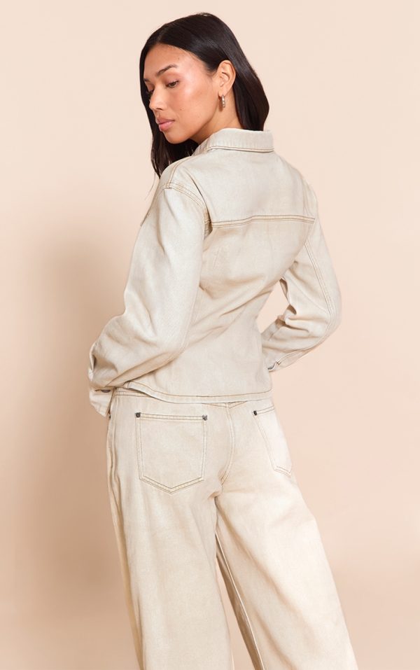 69dac4e3630864407633b10f4eeb277174279c3d_CNM0840_2_washed_stone_long_sleeve_cinch_waist_denim_jacket