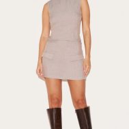 6a8247fa9b67b9e822d578738e0f6bcac4bae96f_CNL7318_3_grey_woven_sleeveless_tailored_top