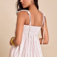 6a85c87821b6dc063652c82c23e11b750196c09a_CNM1914_2_pink_woven_textured_striped_floaty_top