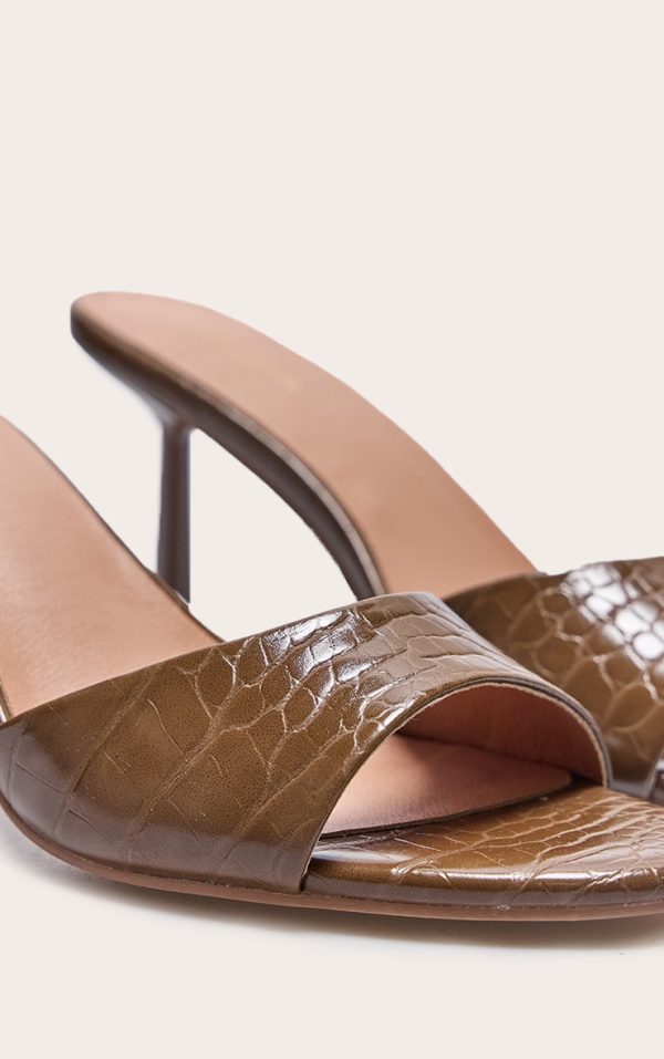 6b664c3af6fa663e84cb5776aae0c56aee23f75f_CNL4037_4_wide_fit_chocolate_croc_pu_round_toe_mid_stiletto_heel_mules