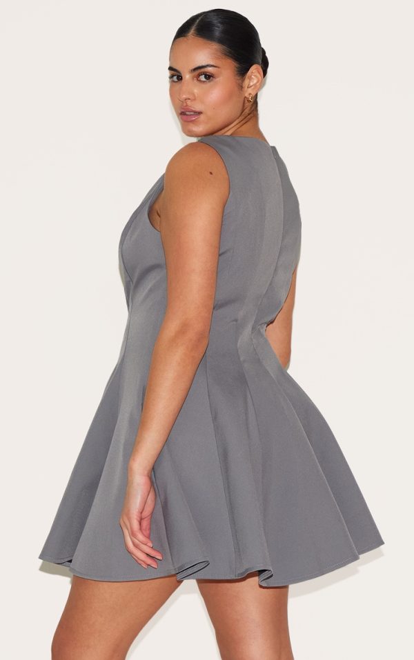 6bbc8129fb519f99aa997d6736065e901df70794_CNL9999_2_plus_charcoal_woven_pleated_slash_neck_shift_dress