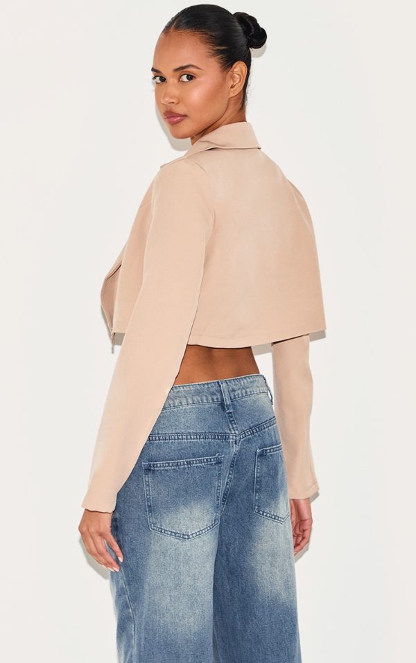 6cbba415f58cbdc177c003a2832a989579d2ab05_CNI1987_2_stone_basic_woven_seam_detail_cropped_blazer