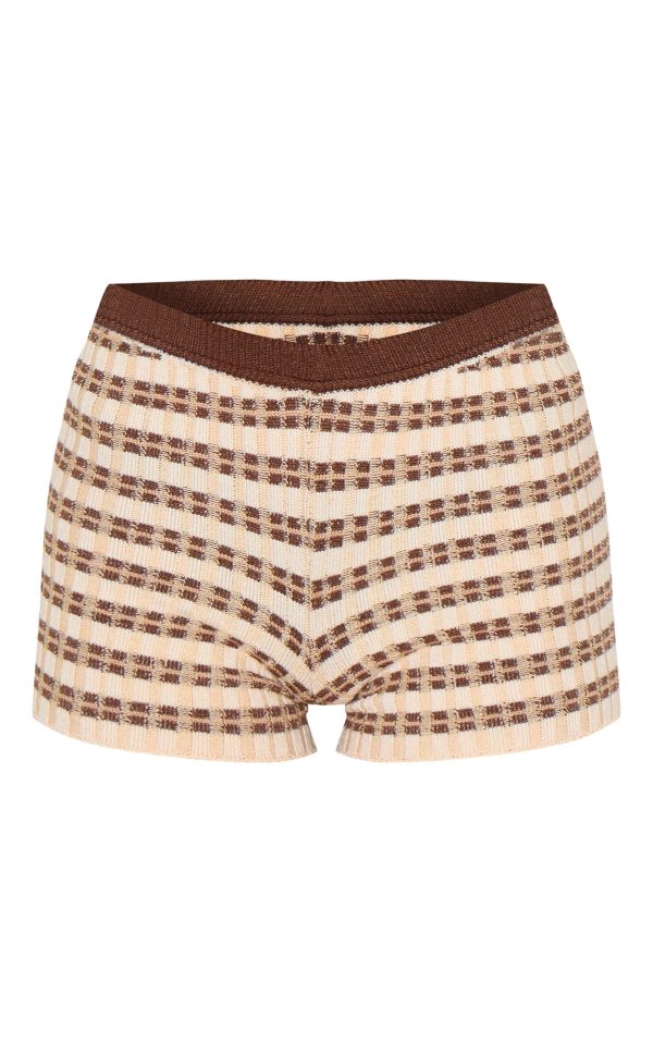 6d1bb5e5df6ae2586936d0498af1de71d9b44c88_CNN1996_6_tall_chocolate_stripe_knitted_shorts