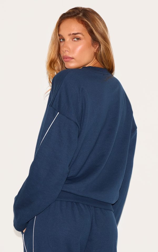 6d4ad50c8d3499a0224ddc4db6951812fdd38ace_CNL8649_2_navy_contrast_piping_detail_sweatshirt-1
