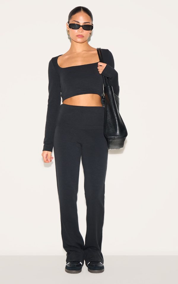 6d9b00b4d92300f8e4abc044dbd582199aef1725_CNM1858_1_petite_black_modal_fold_over_flares