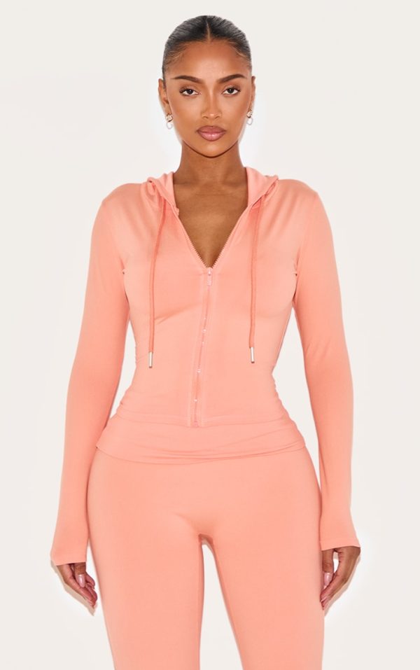 6de06b45e7c56959be04ff1803b4c52f6b9fa082_CNM1097_1_shape_peach_sculpted_zip_through_hoodie