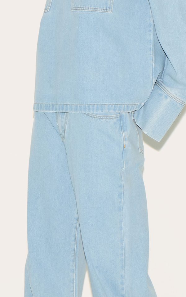 6de6c99280a72b54a6efb0431a4bda6f3a012b34_CNM0855_4_light_blue_high_waist_wide_leg_jeans