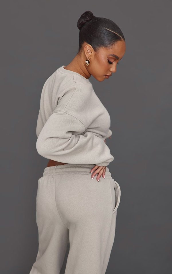 6e572bb0fd7895641151c5ee01b3c4446e59df6c_CNG1132_2_petite_moss_grey_crop_elasticated_sweat_top