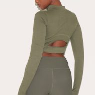 6ed8149a76edcf28c92a17e6b8e0bcad1abe790a_CNF1051_2_olive_seamless_seam_detail_cropped_sports_jacket