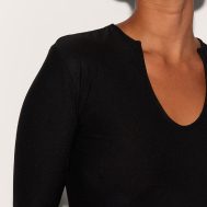 7084fc5c031191ab57f1de54a8f80e7e6d5c160c_CNC9593_4_plus_black_soft_touch_v_neck_long_sleeve_top