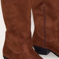 70de8f15fea0c63c8e2c3bc365f6ab742f4f43a3_CNL4033_4_chocolate_wide_fit_faux_suede_point_toe_knee_high_western_boots