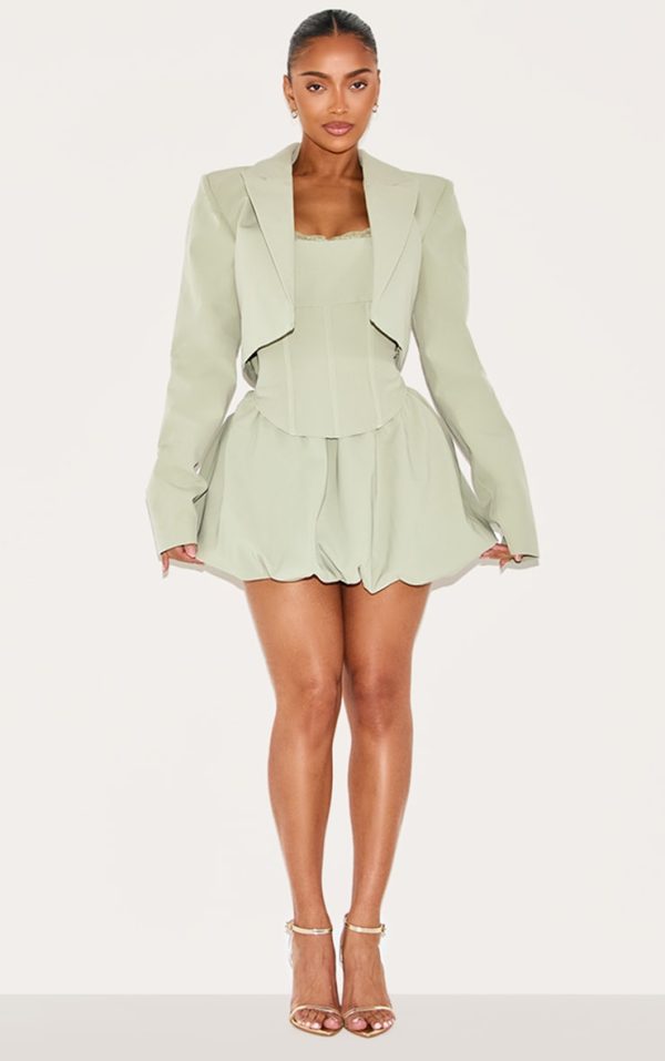 712502e255d44b05d482171c576da301da3bd128_CNM0989_3_shape_sage_tailored_cropped_blazer