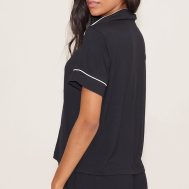 717a3d2738721f54fc741ad4ef7dbd928aafc697_CNM6576_2_black_modal_piping_short_pj_set