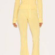 719823786edcf82bab244cd4bacc4a9b369b1963_CNN0622_2_butter_yellow_low_rise_skinny_flare_trousers