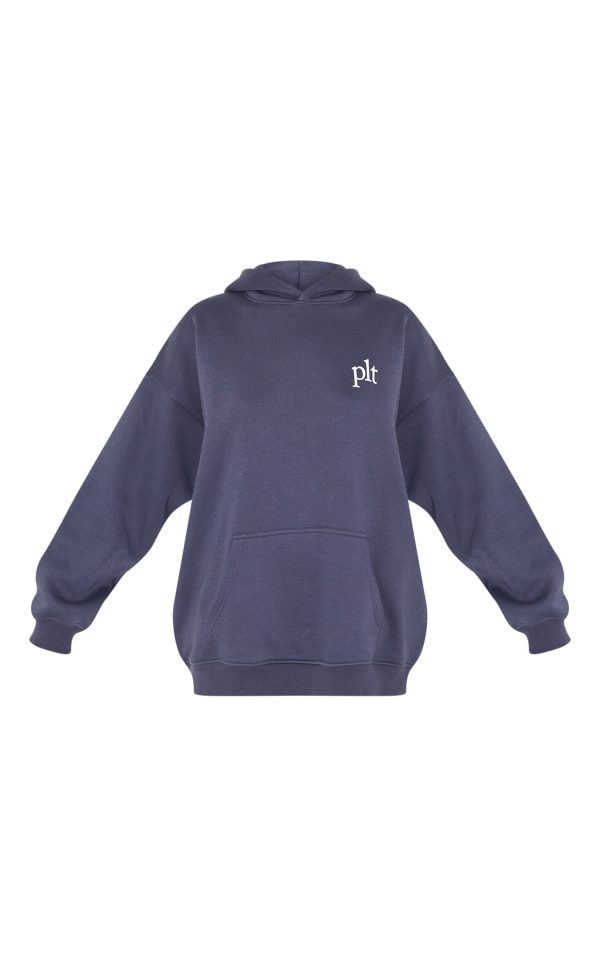 71d4d4a3b797ee5f3dcd5f1951dde2f2c2f9d850_CNM3810_5_prettylittlething_midnight_blue_oversized_hoodie