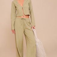 71d72a8b6f34b680b93a6f036e734cce09662327_CNM6108_3_khaki_long_sleeve_top