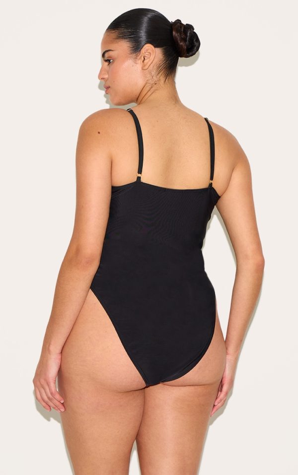 71e908625b46ce853527d0d0e11d89b60b828fe0_CNM7883_2_plus_black_knot_front_cut_out_swimsuit