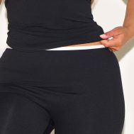 72016744c73e55135a65fca148afbeab30d4c586_CNM6436_4_shape_black_sculpt_active_contrast_binding_flare_trouser