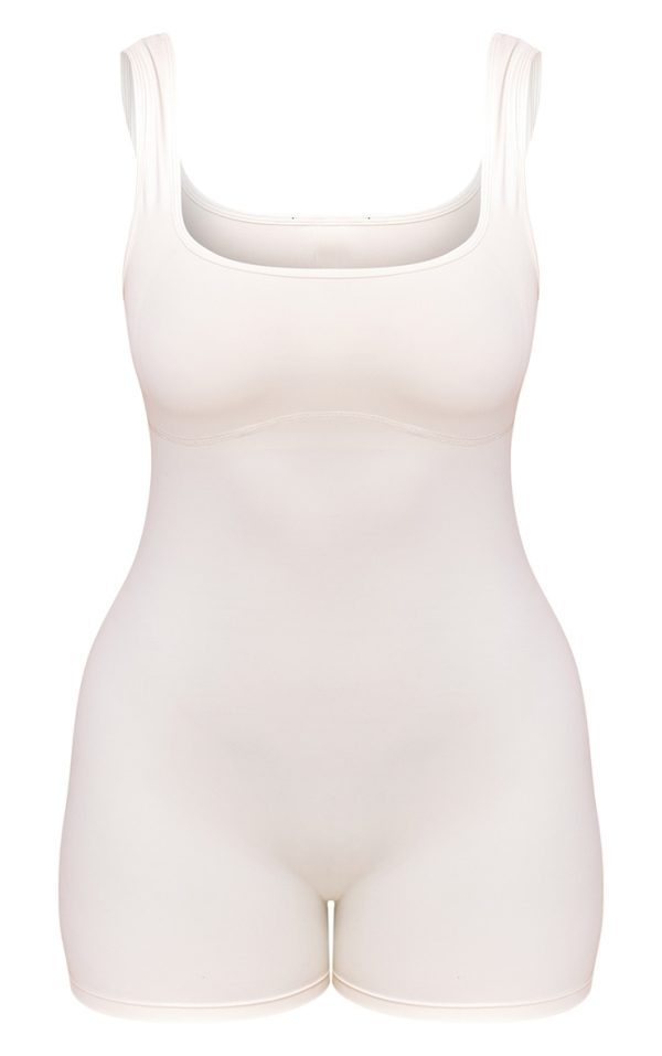 721745adaeb88acbc0cd0392f64e23fb7f7d191b_CNN2016_5_shape_butter_cream_active_sculpt_square_neck_unitard