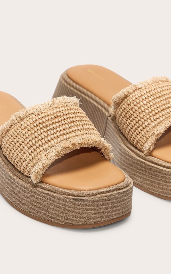 7278c84b28a619c5688c3648c8268a0ba8d88f66_CNL7060_4_natural_raffia_fake_stack_round_toe_flatform_sandals