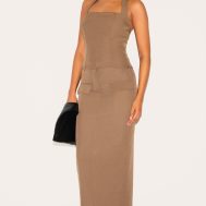 72796344494bd47b1d0d742452696eaeb22d6a30_CNL8618_3_tall_chocolate_tailored_woven_halterneck_top