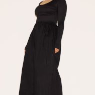 73a8e5399ca98c990c267d3d17ff380d8ce27911_CNM0724_3_shape_black_scoop_neck_ruched_bust_maxi_shift_dress