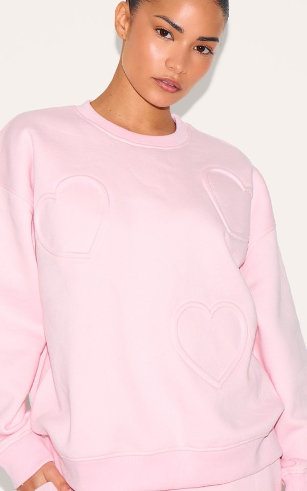 73f5697ebcf58c9c607c7fa316f46d0a06abeb28_CNH8045_4_petite_pink_embossed_heart_detail_sweatshirt