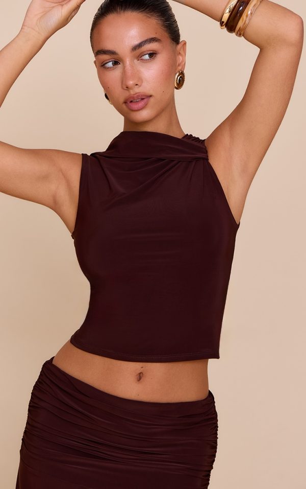 740b79ca5a2fd9764ca90fe3382bb54e7d74621b_CNN0305_4_chocolate_brown_double_layer_slinky_neck_detail_long_top