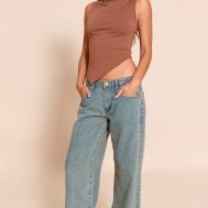743fc96a34afd78282e570f66078ef162d83cae2_CNM0946_2_vintage_bleach_wash_low_rise_wide_leg_jeans