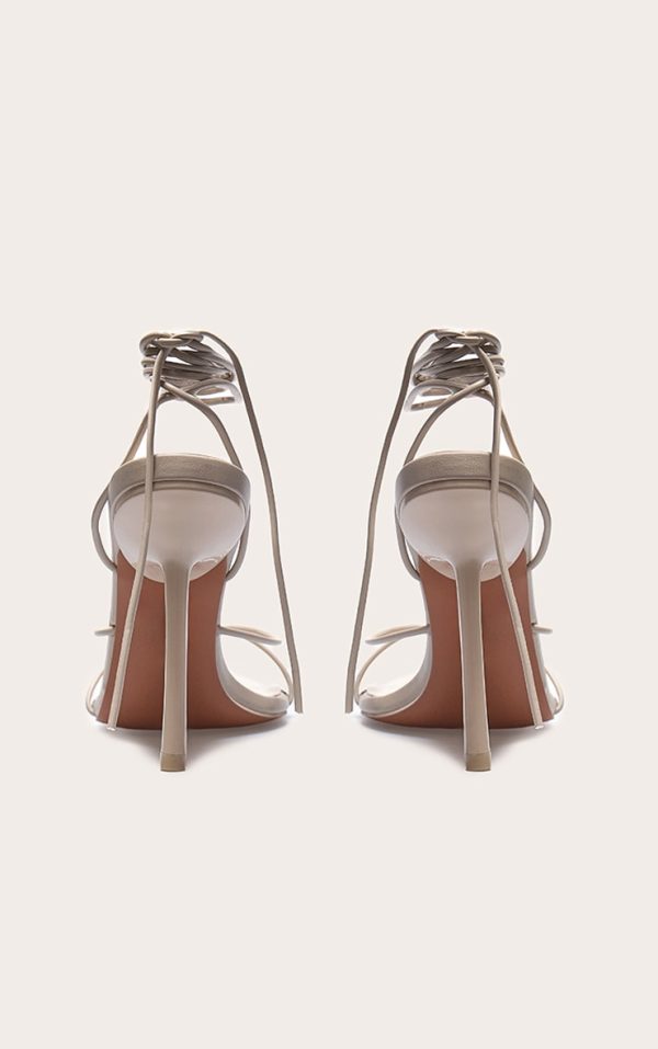 745ca7c4505753cc24539e07f4c6f8545b189509_CNL8251_3_plt_label_stone_strappy_tie_thong_heels