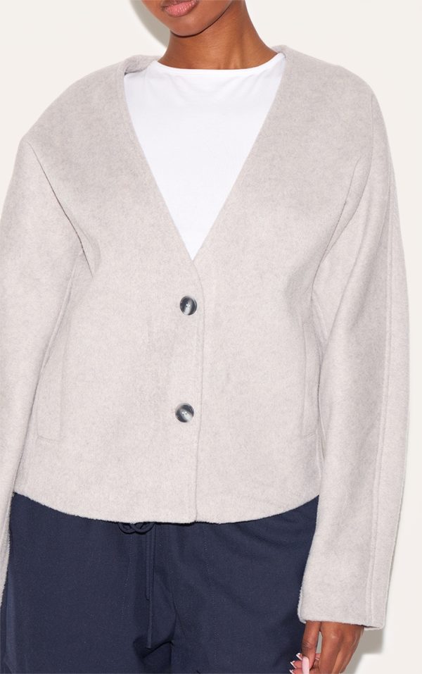 75a33c074656a3fcfec119e22b698db4b0175b3d_CNM1429_4_grey_wool_look_button_up_v_neck_jacket
