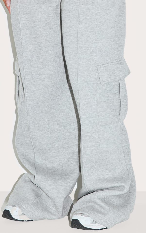 7689f94f499f49e4b1e0d10c66eb4c193f974fde_CNM0085_4_shape_grey_marl_highwaisted_pintuck_cuffed_joggers-1