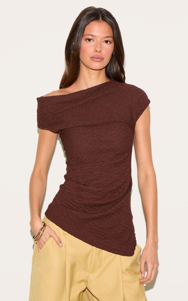76ae6721d343d9c5386f268ba79c8f87fe65827e_CNM8098_1_chocolate_textured_ruched_asymmetric_long_top