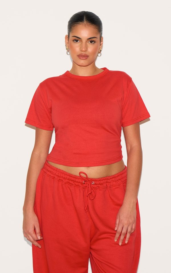 76e66391275afc36b8e617a70e095d6409e36755_CNM0771_1_prettylittlething_plus_red_cropped_baby_tee