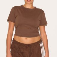 76f5ca86dc021240ee37605c3410f77cde2215c1_CNL9674_1_prettylittlething_plus_chocolate_cropped_baby_tee