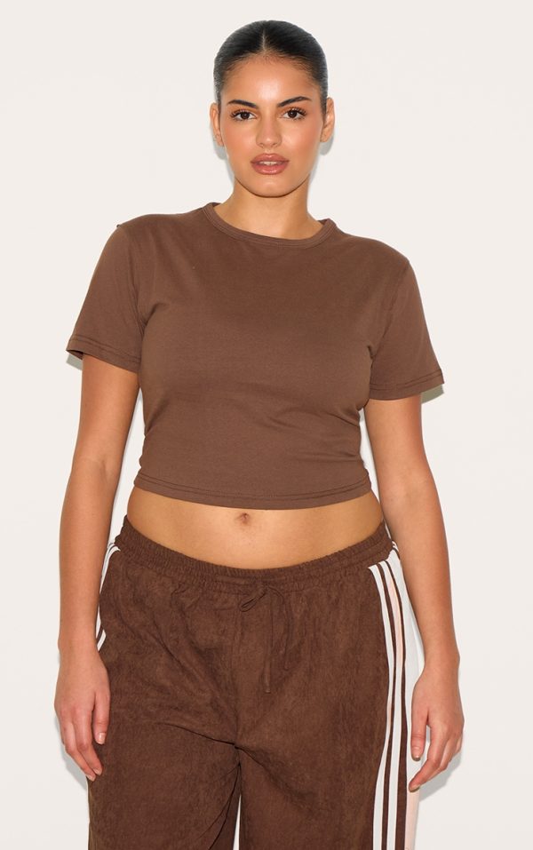 76f5ca86dc021240ee37605c3410f77cde2215c1_CNL9674_1_prettylittlething_plus_chocolate_cropped_baby_tee