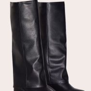 7785b7863133be20ed54360232faa005d6f8a445_CNL1603_2_black_pu_round_toe_fold_over_low_block_heel_boots