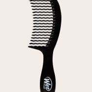 78058b81d7e8e5dfff9feb99cd4d5a9e826d388e_CNN4670_1_wet_brush_detangling_comb_black