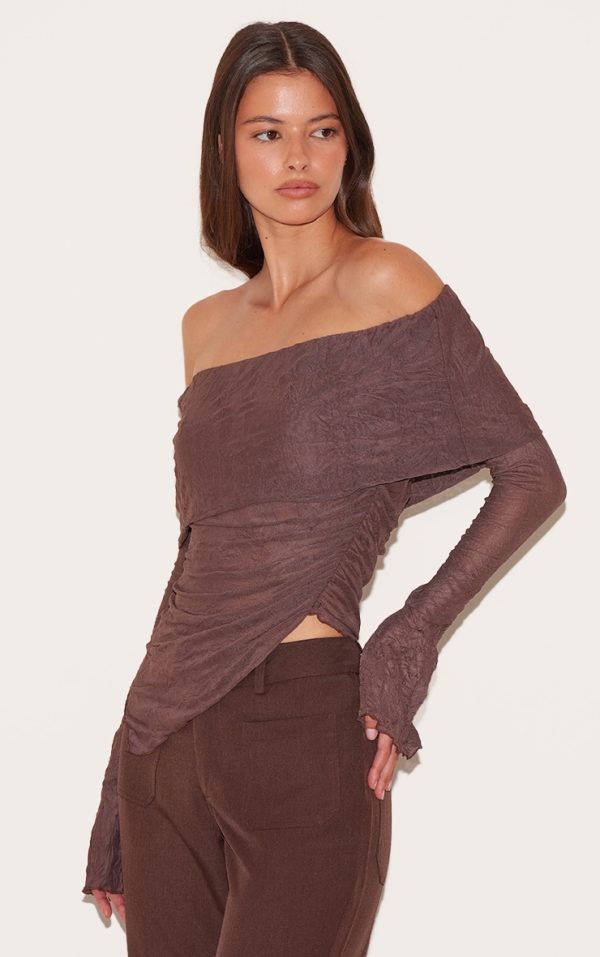 784c8c034ba028722326ee2be20cc31adf9a4b2c_CNM4284_4_chocolate_crinkle_mesh_fold_over_detail_bardot_long_sleeve_top