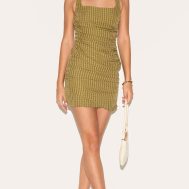 789ecade500853fdc3b3bca462f46fb2159b93e5_CNM4530_3_tall_moss_green_check_squre_neck_ruched_top