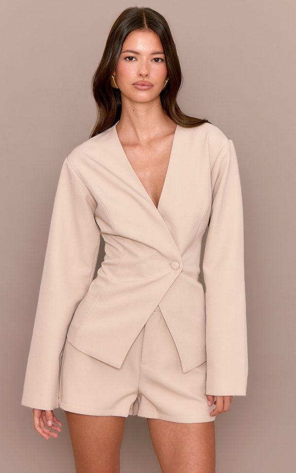 793fb4873abb9e33d7485ab4874377579e7ae0ab_CNM1825_1_light_grey_tailored_cinched_waist_asymmetric_blazer