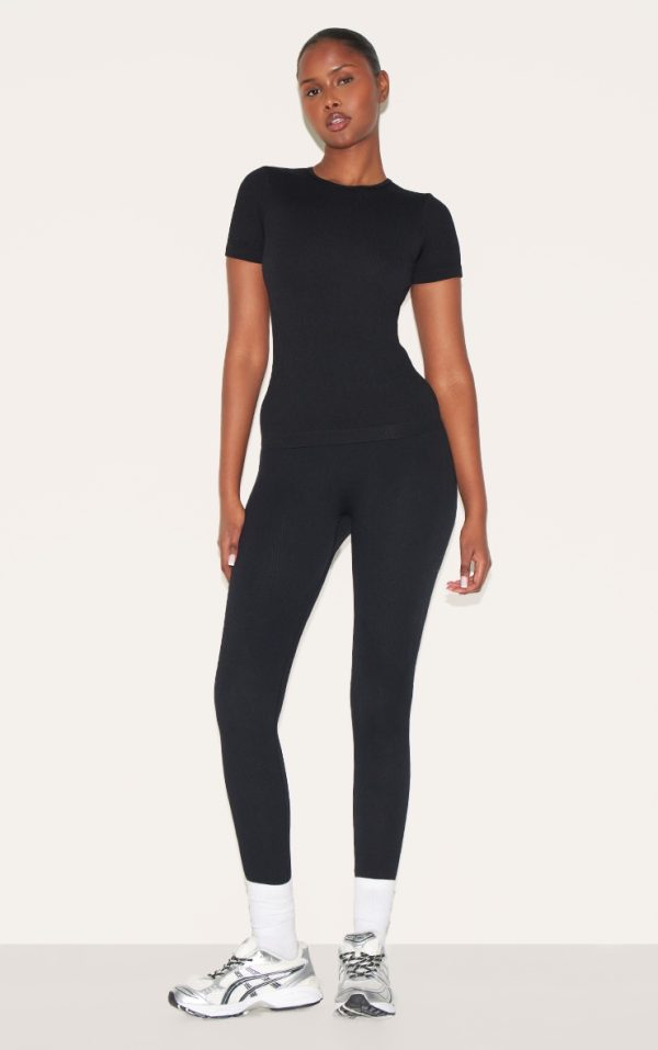 7965e6c4a1045a20c668f24875c6160ef6bf2c8a_CNC9888_3_black_contour_rib_longline_t_shirt