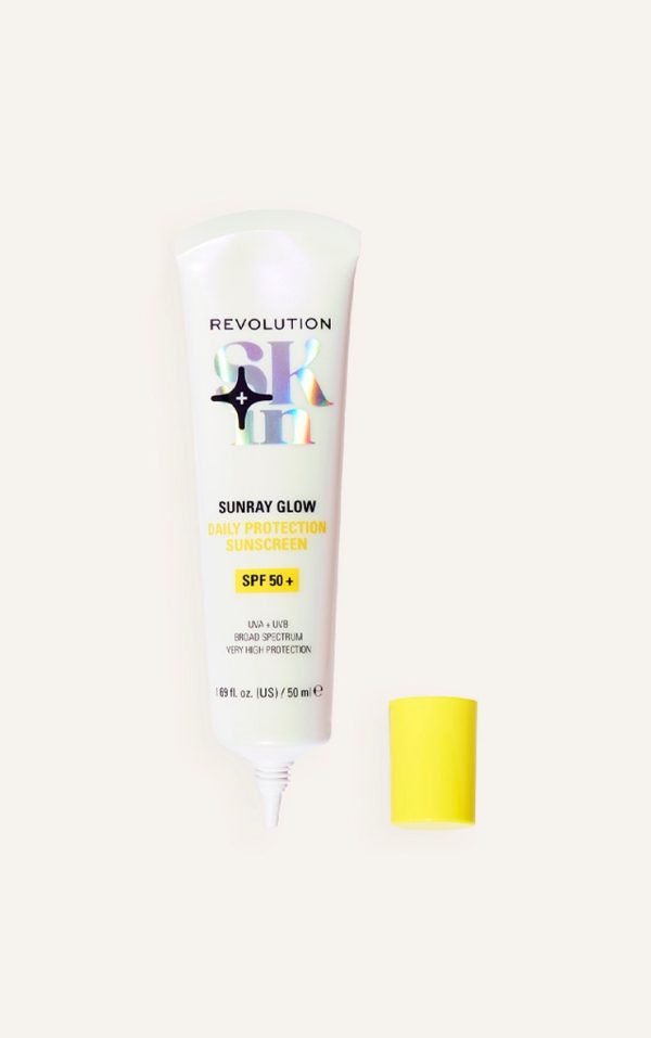 79a56edf68596e25b59a2ccd91070d60f0f2d99a_CNN2119_2_revolution_skin_sunray_glow_daily_protection_sunscreen_spf_50_50ml