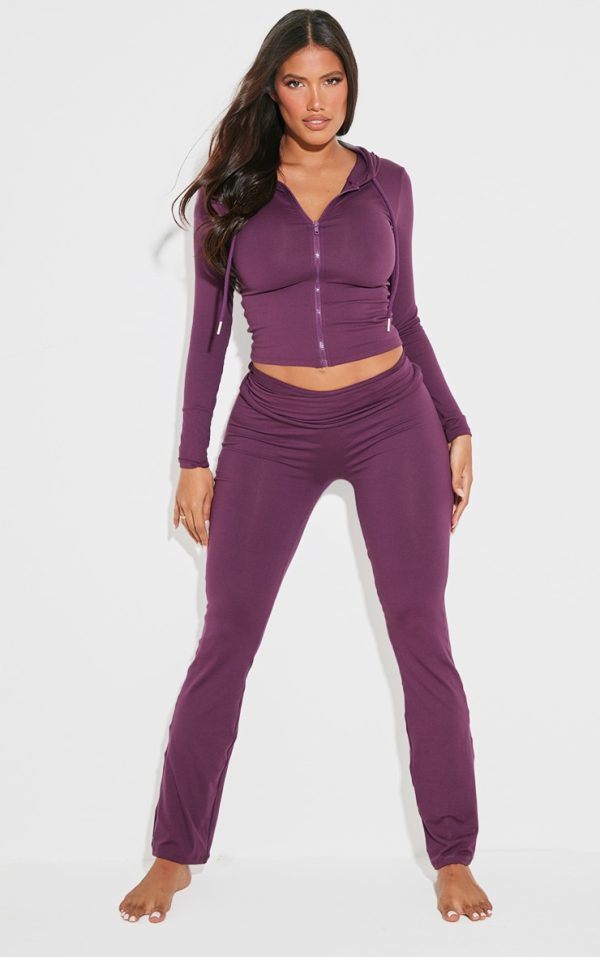 7a024fe6ab2215ea418a8202e9927055a09a6015_CNK4938_3_shape_plum_stretch_sculpted_zip_through_hoodie
