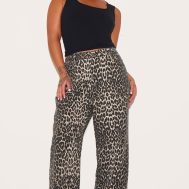 7ab537868f7a84f5b8b7f61e51d28c66097c6bd5_CNI8843_1_plus_brown_leopard_print_denim_wide_leg_denim_jean