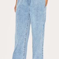 7c0ce5dca0ddda52d51c1a4a33f9ffff7cef6d62_CNB6697_2_petite_light_blue_wash_elasticated_wide_leg_jeans