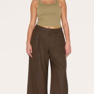 7c96ef8f52b4faf135422123eec72ba356495817_CNL9937_1_plus_chocolate_black_woven_double_pleat_wide_leg_trouser
